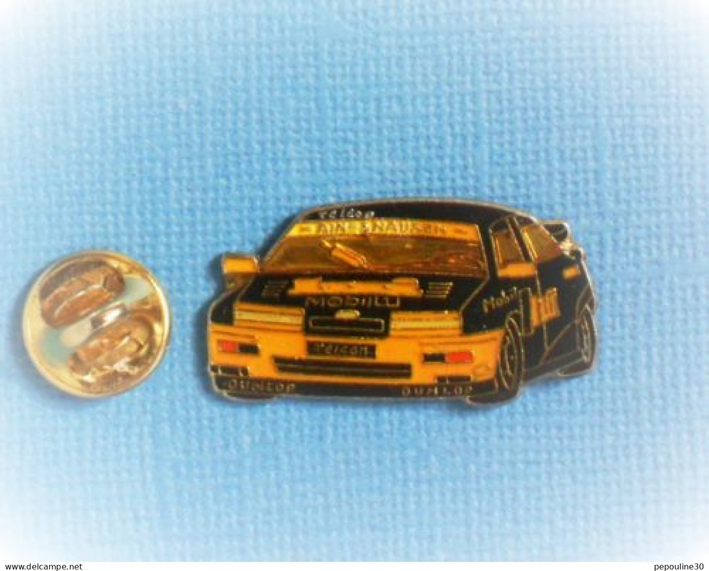 1 PIN'S //  ** FORD SIERRA COSWORTH / LUI / DTM NURBURGRING 24TH / 1989 ** - Ford