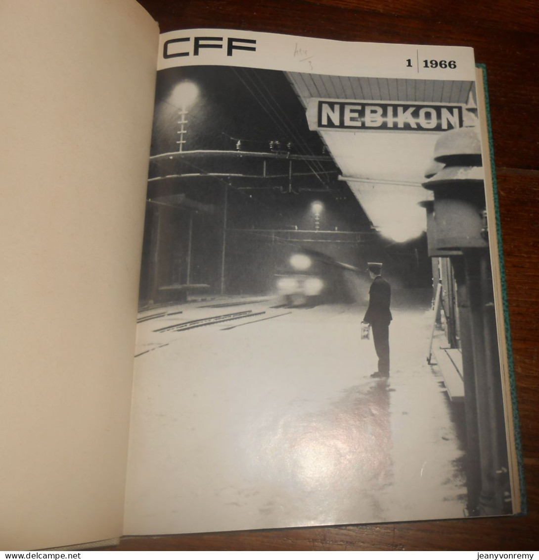 CFF. 24 Revues Reliées.1/1966 à 12/1967. - Trenes