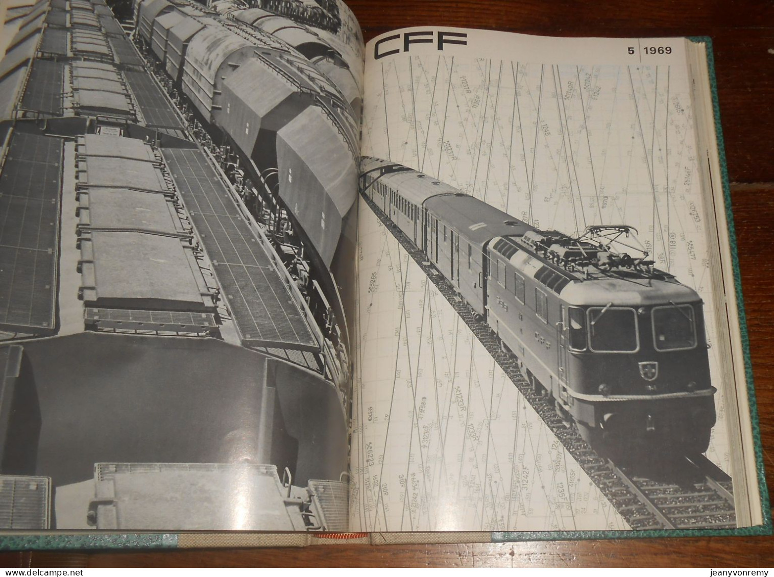 CFF. 24 revues reliées.1/1968 à 12/1969.