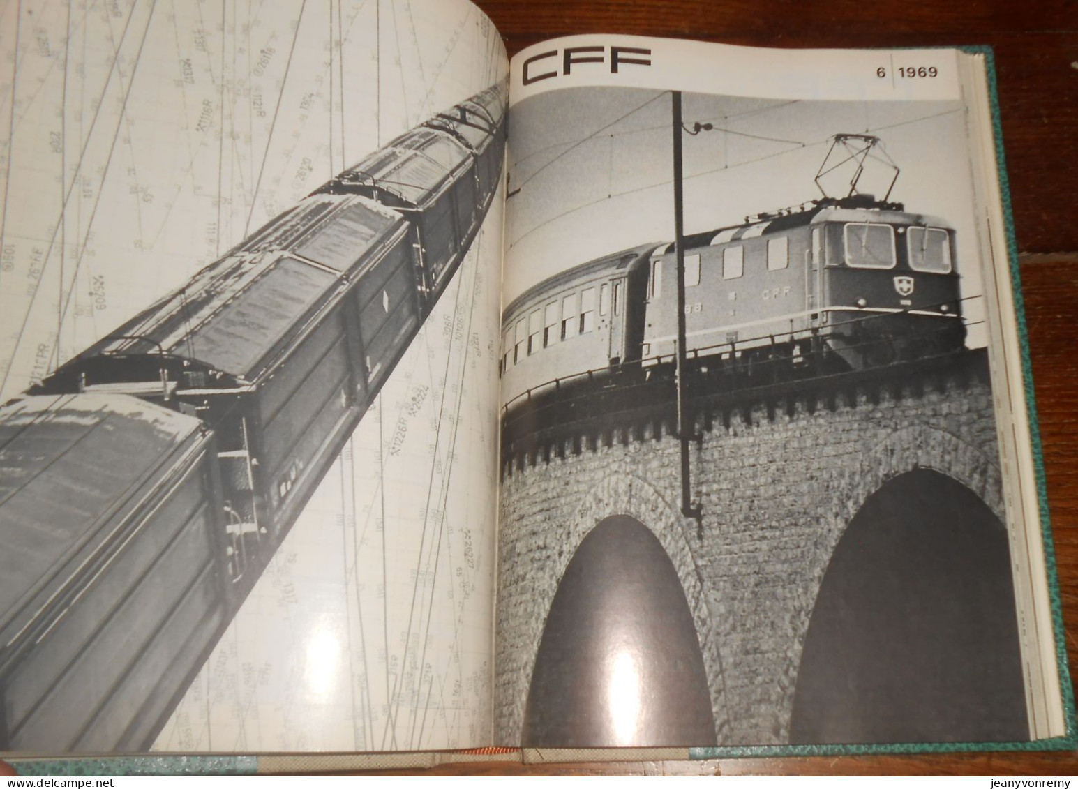 CFF. 24 revues reliées.1/1968 à 12/1969.