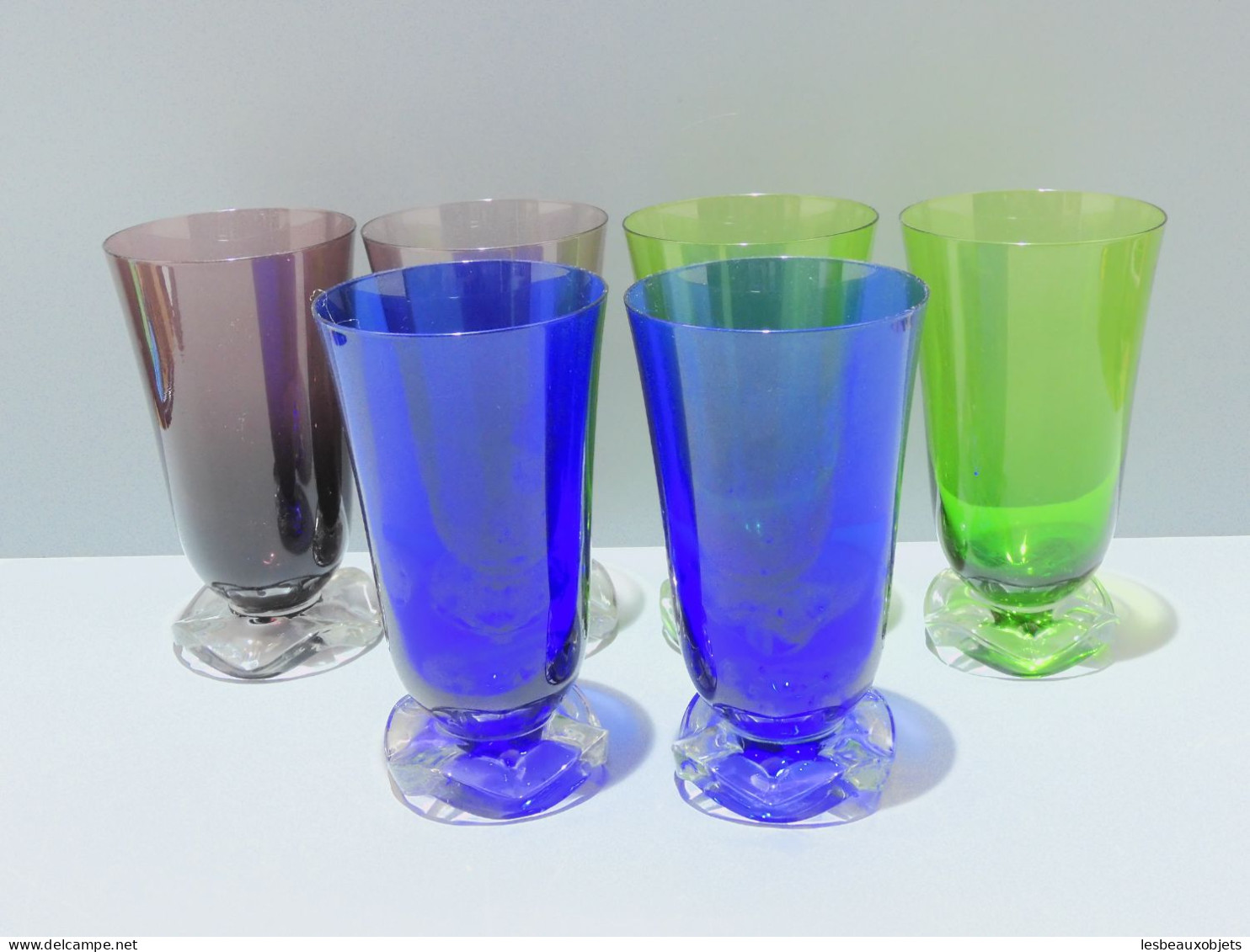 -6 GRANDS VERRES 3 COULEURS DIFFERENTES BLEU MAUVE VERT VERRE Pieds Volantés   E - Glass & Crystal