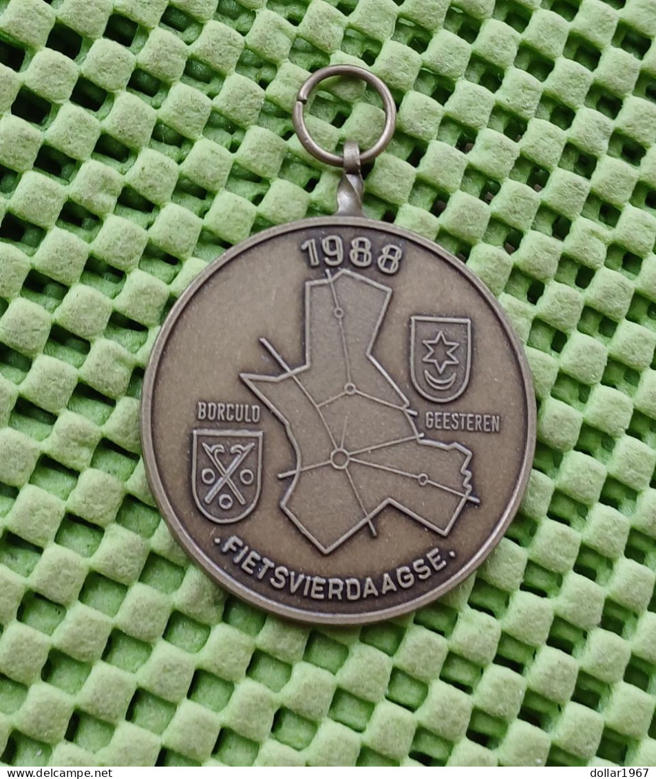 Medaille -  Borculo - Geesteren Fietsvierdaagse 1988  -  Original Foto  !! - Sonstige & Ohne Zuordnung