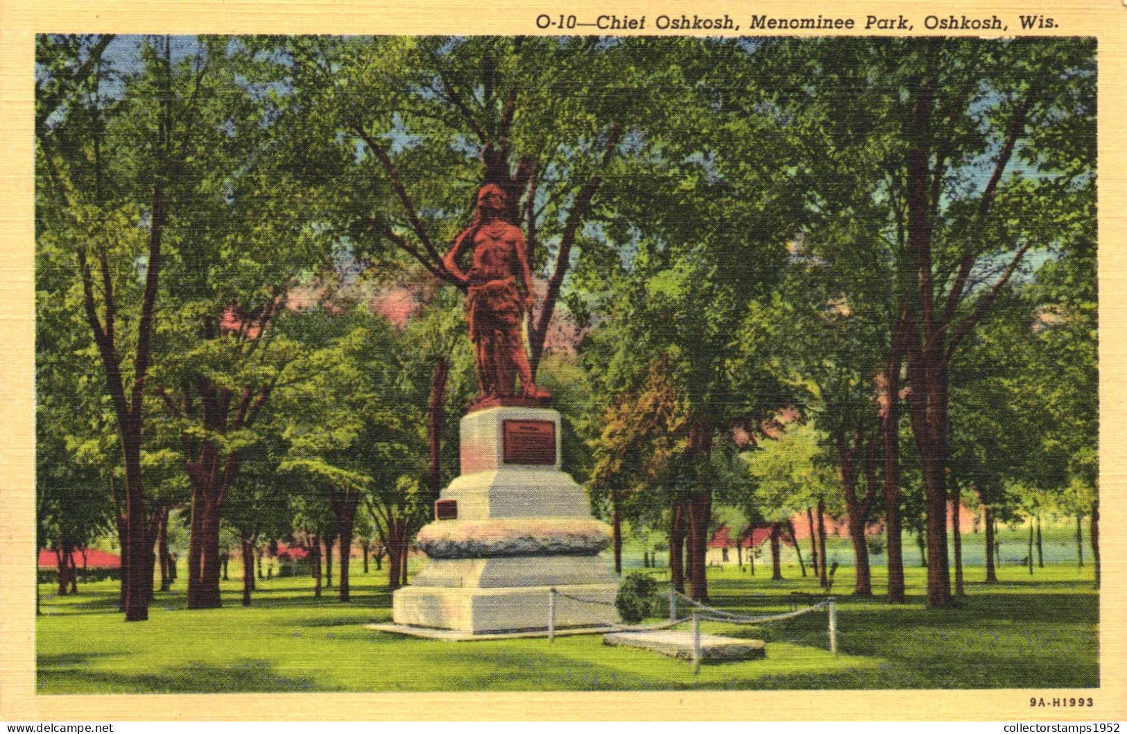 OSHKOSH, WISCONSIN, PARK, ARCHITECTURE, STATUE, UNITED STATES, POSTCARD - Oshkosh