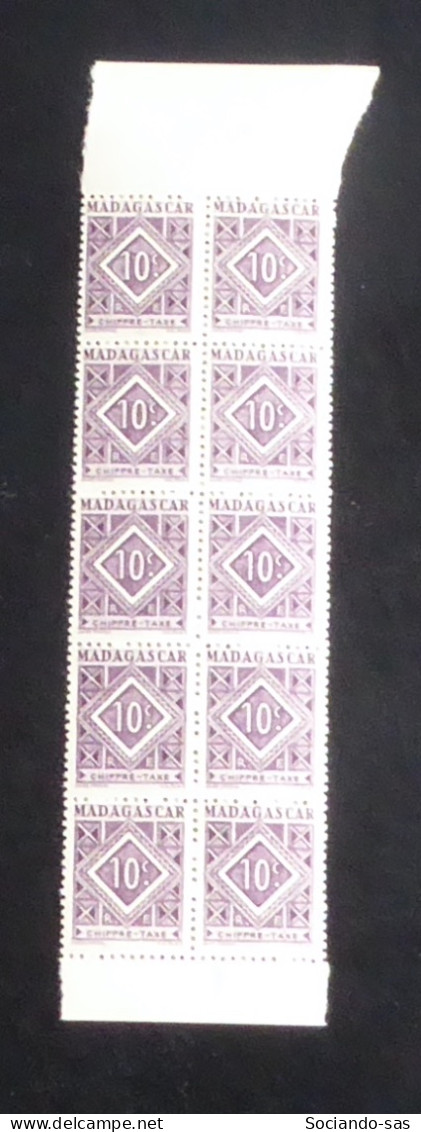 MADAGASCAR - 1947 - Taxe TT N°YT. 31 - 10c Lilas - Bloc De 10 Bord De Feuille - Neuf Luxe** / MNH - Timbres-taxe