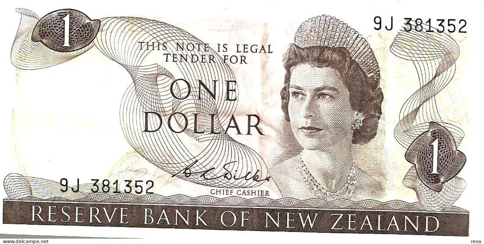 NEW ZEALAND $1 JAMES COOK WMK 1ST ISSUE HEAD OF QEII BIRD BACK ND(1968-75) SIGN WILKS P.163b VF READ DESCRIPTION - Nieuw-Zeeland