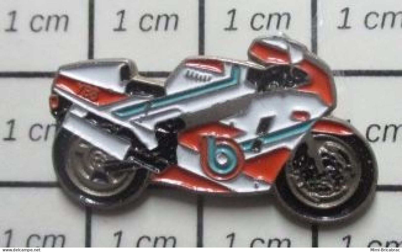 615B Pin's Pins / Beau Et Rare / MOTOS / BURAGO MOTO SPORTIVE !!! - Motos