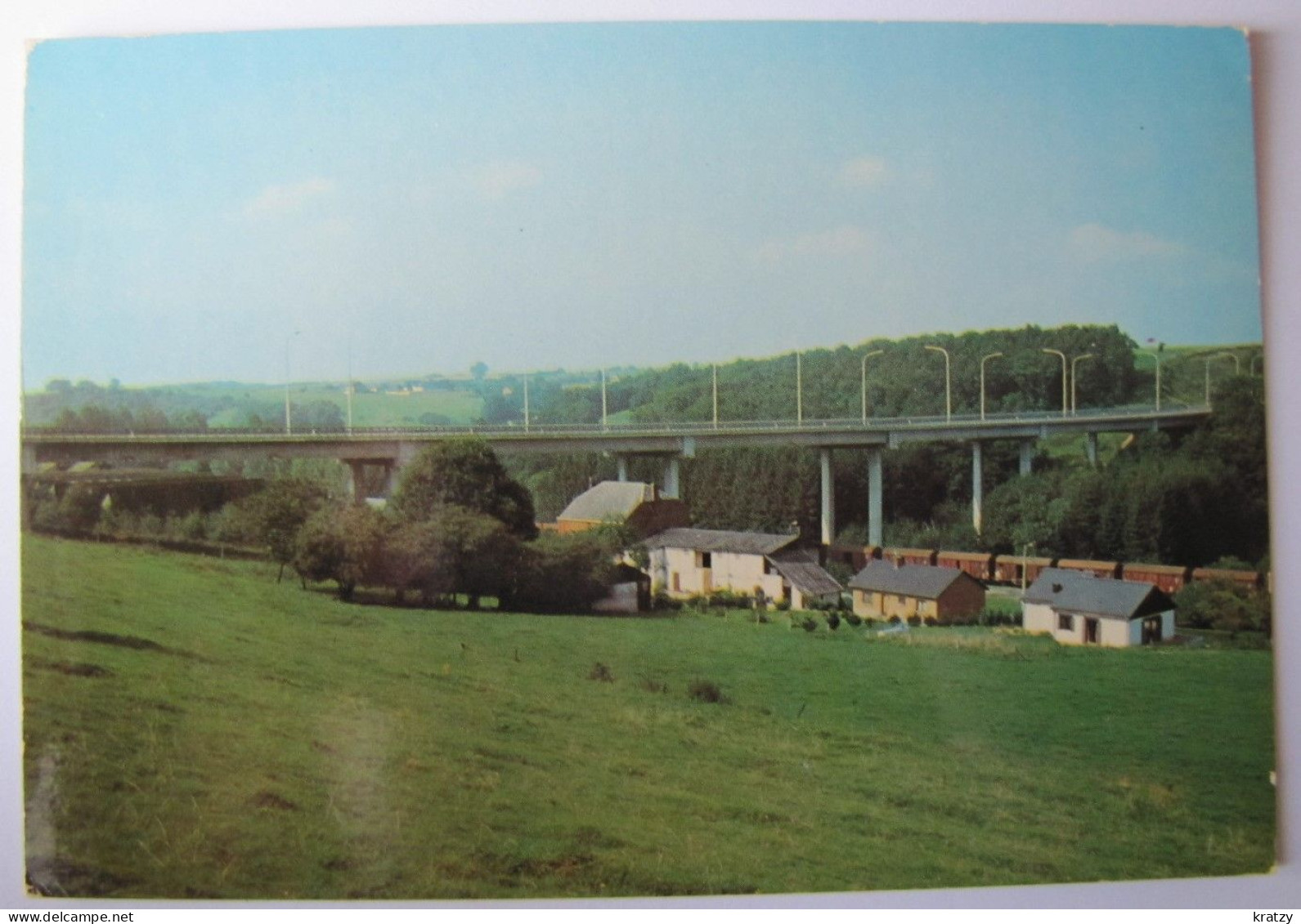 BELGIQUE - NAMUR - WALCOURT - YVES-GOMEZEE - Le Viaduc - Walcourt