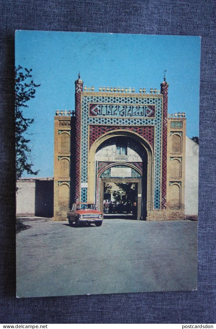 BUKHARA. Mokhi Hossa Gate. Old USSR PC 1981 Stationery - ISLAM, Mausoleum - Islam