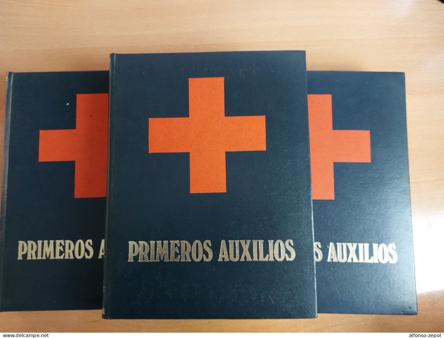 Colección 3 Libros De Primeros Auxilios - Pratique