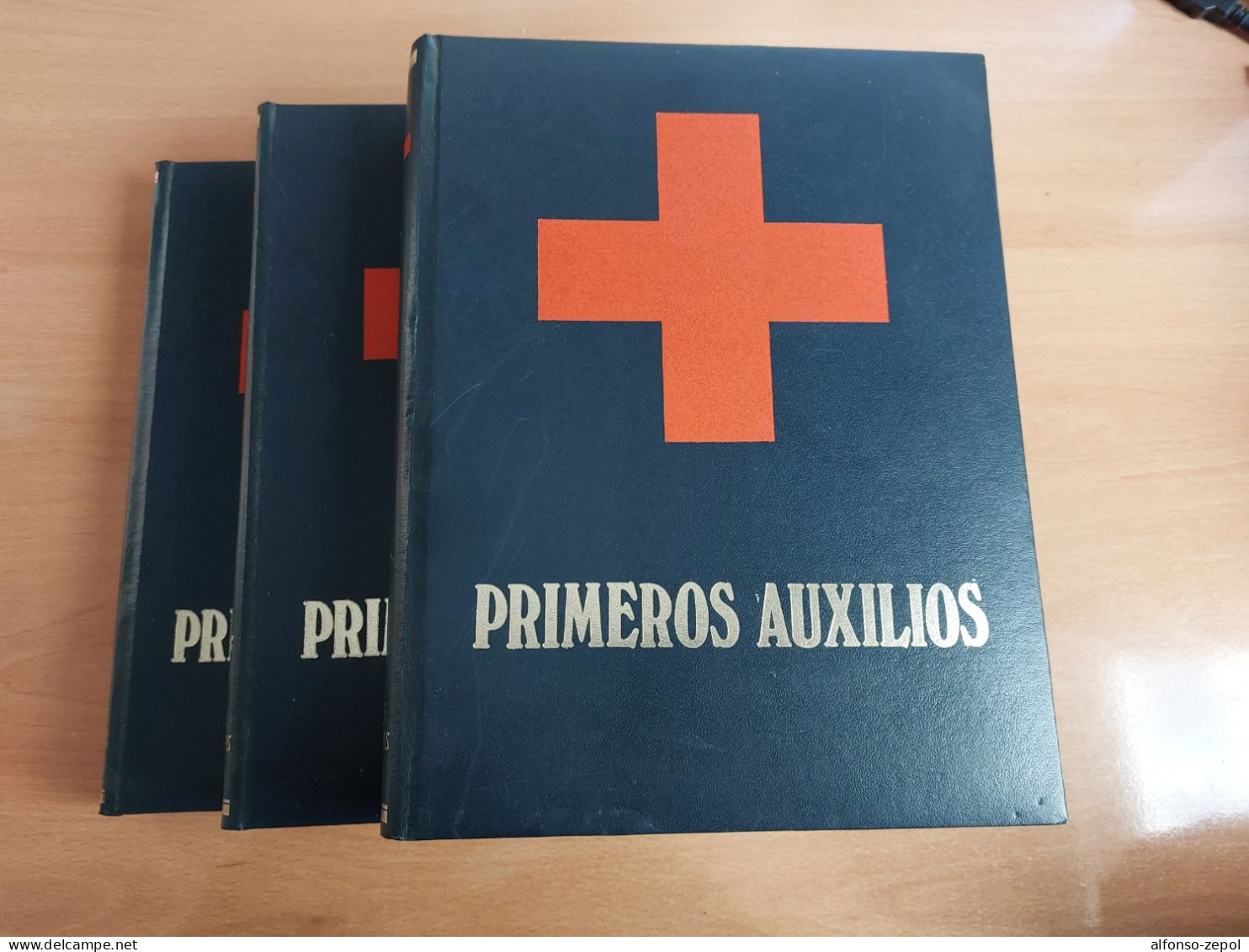 Colección 3 Libros De Primeros Auxilios - Pratique