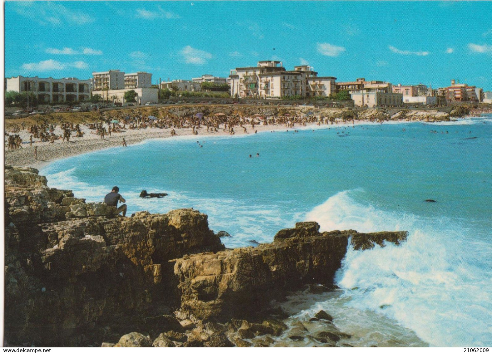 BISCEGLIE - SPIAGGIA DEL MACELLO E PANORAMA - ANIMATA - VIAGGIATA 1991 - Bisceglie