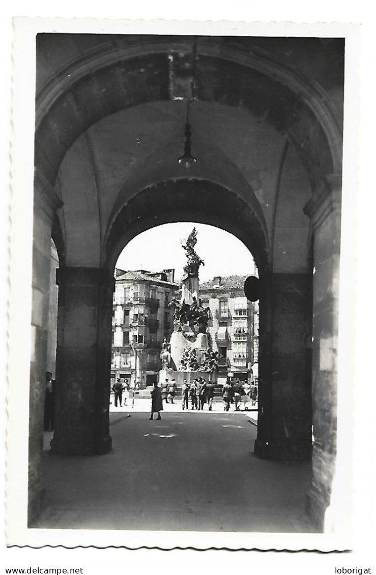 PLAZA DE LA VIRGEN BLANCA / VIRGIN MARY THE WHITE SQUARE.-  VITÓRIA-GASTEIZ.- ( ESPAÑA ) - Álava (Vitoria)