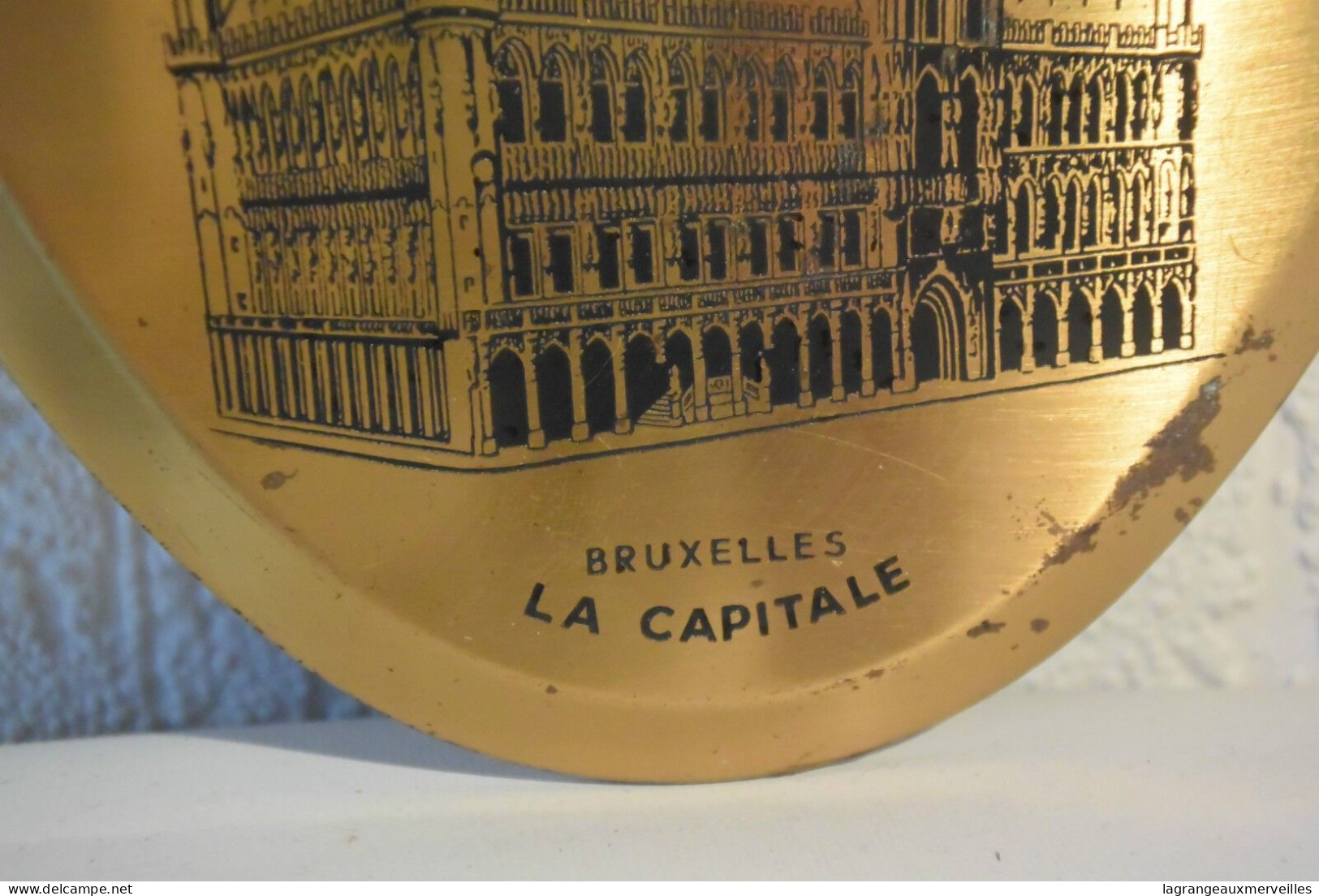 C20 Ancien Thermomètre Souvenir De Bruxelles Capitale Royauté - Souvenirs