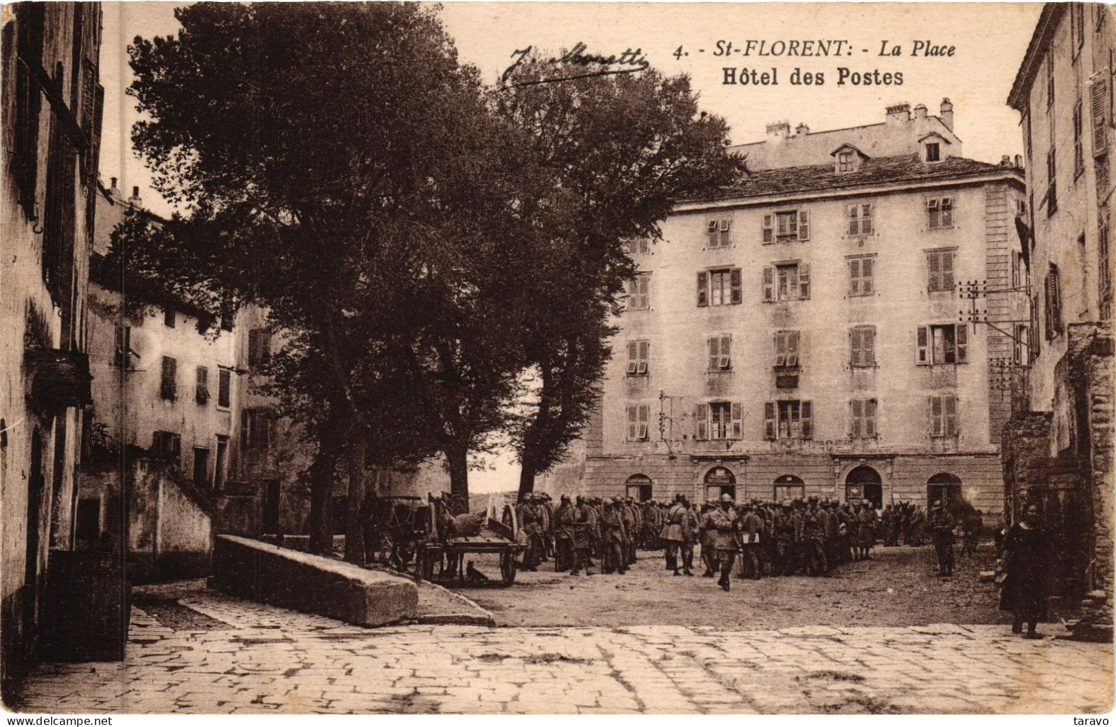 CORSE - SAINT-FLORENT  2  Cpa De L'Ancienne Place Lefevre-Desnoettes Et De La Poste  (actuelle Place Doria) - Militaires - Andere & Zonder Classificatie