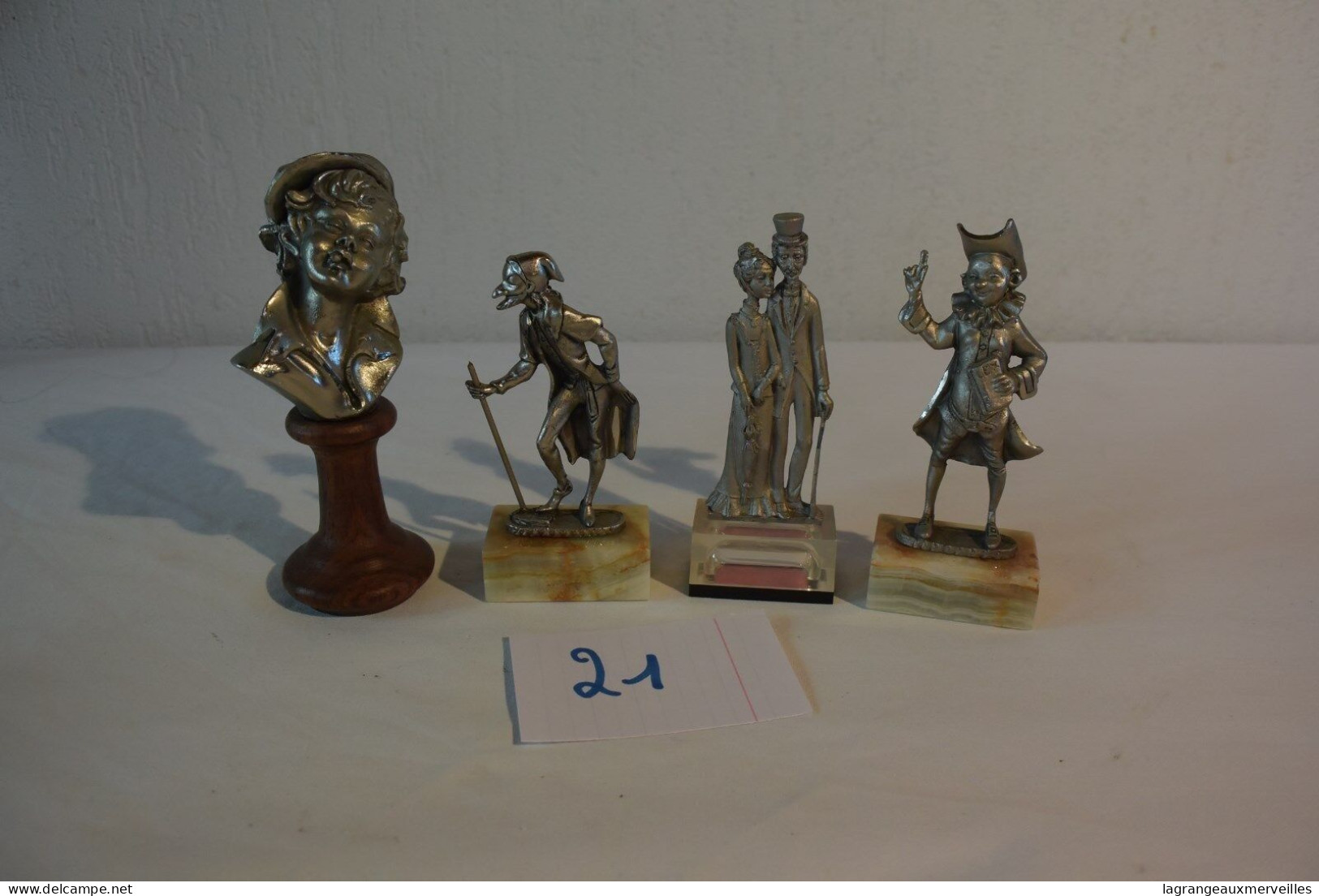 C21 Ensemble De 4 Sculptures En étain Signé PELTRO ITALY - Tins