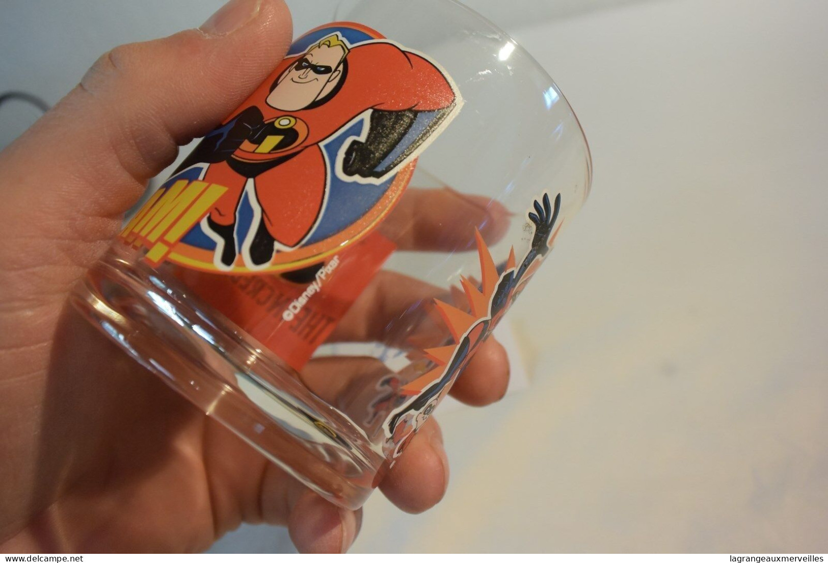 C21 Ancien Verre Zam De Disney Pixar - Vasos