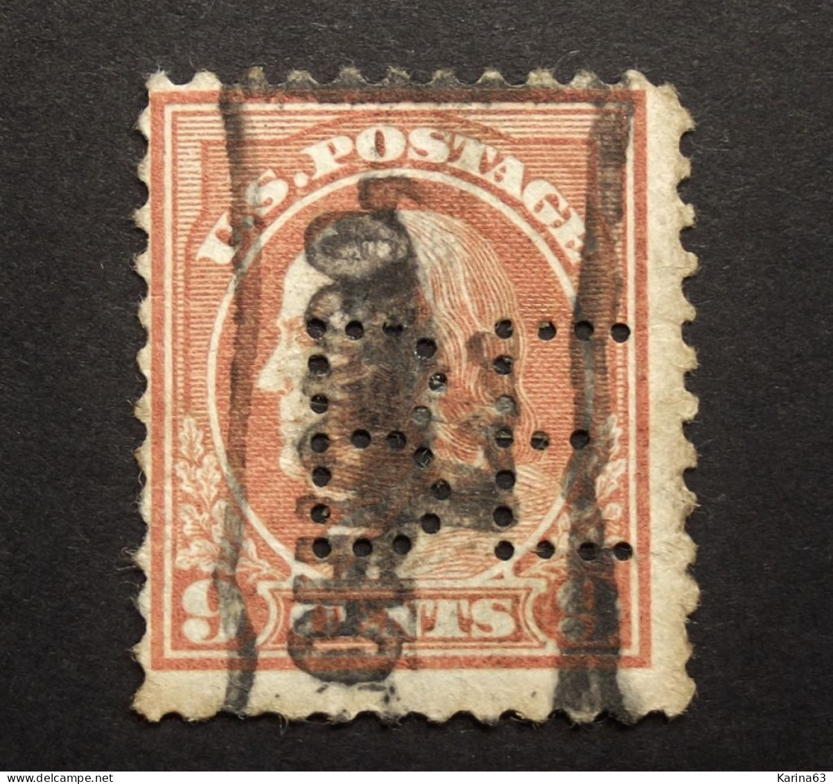 U.S.A. - Perfin ; B E - From Chicago, IL , Benjamin Electric Manufacturing Co. -  Perforé  - G. Washington Obl.- R - - Perforés