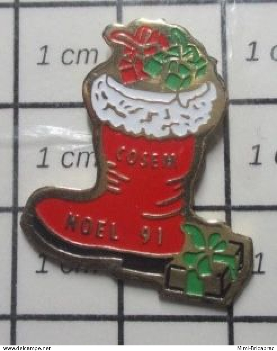 615c Pin's Pins / Beau Et Rare / NOEL / BOTTE ROUGE CADEAUX COSEH 1991 - Weihnachten