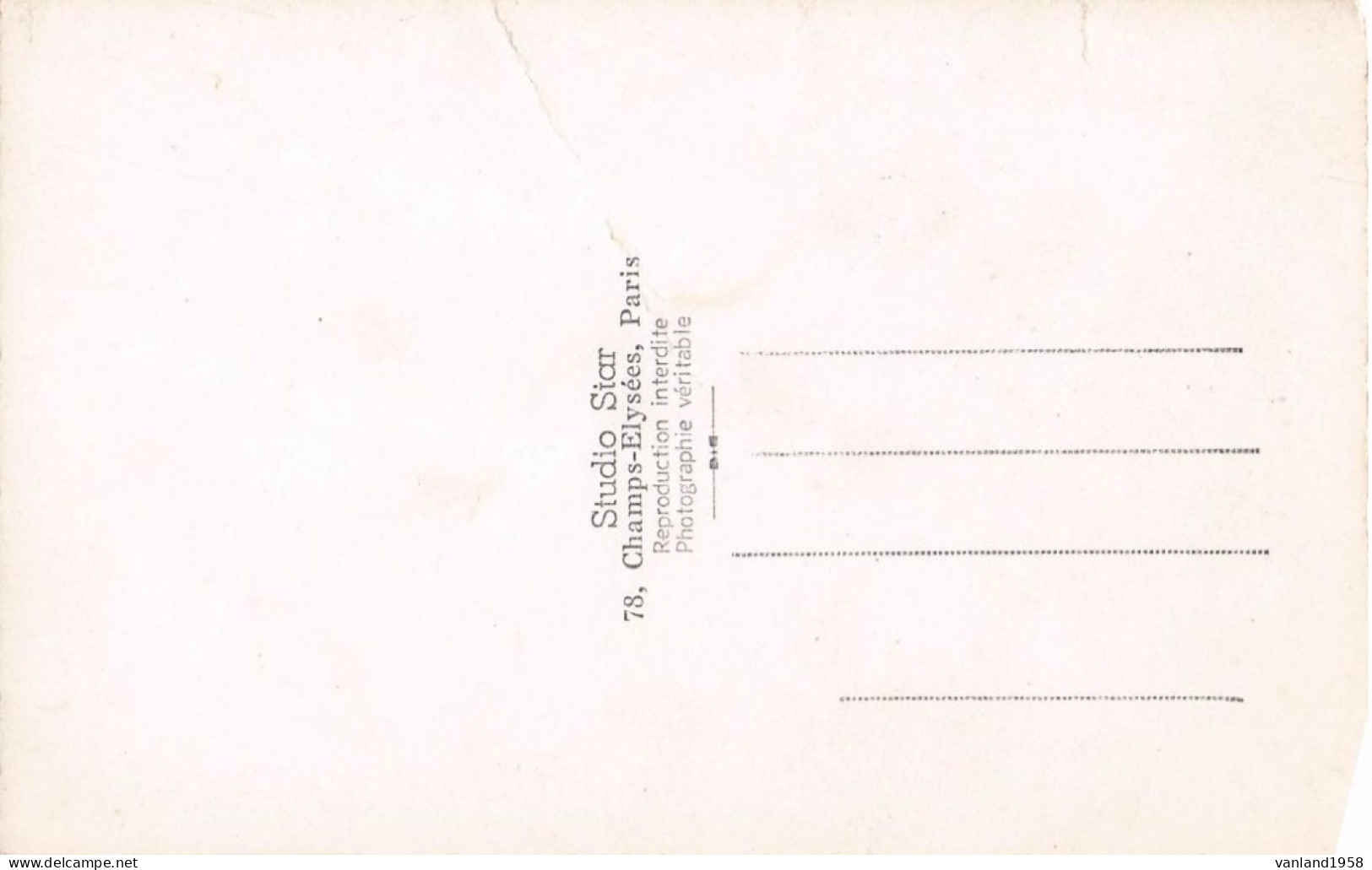 ROGER NICOLAS -autographe Sur Carte Postale Semie Moderne Petit Format - Zangers & Muzikanten