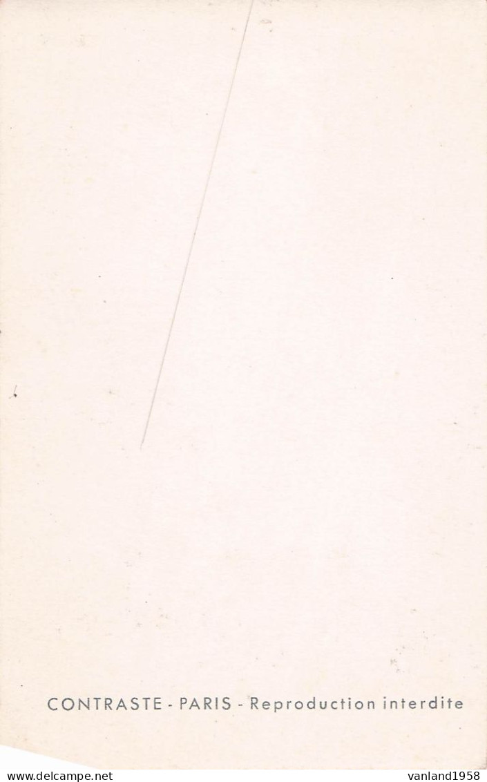CHARLES AZNAVOUR-autographe Sur Carte Postale Semie Moderne Petit Format - Cantanti E Musicisti