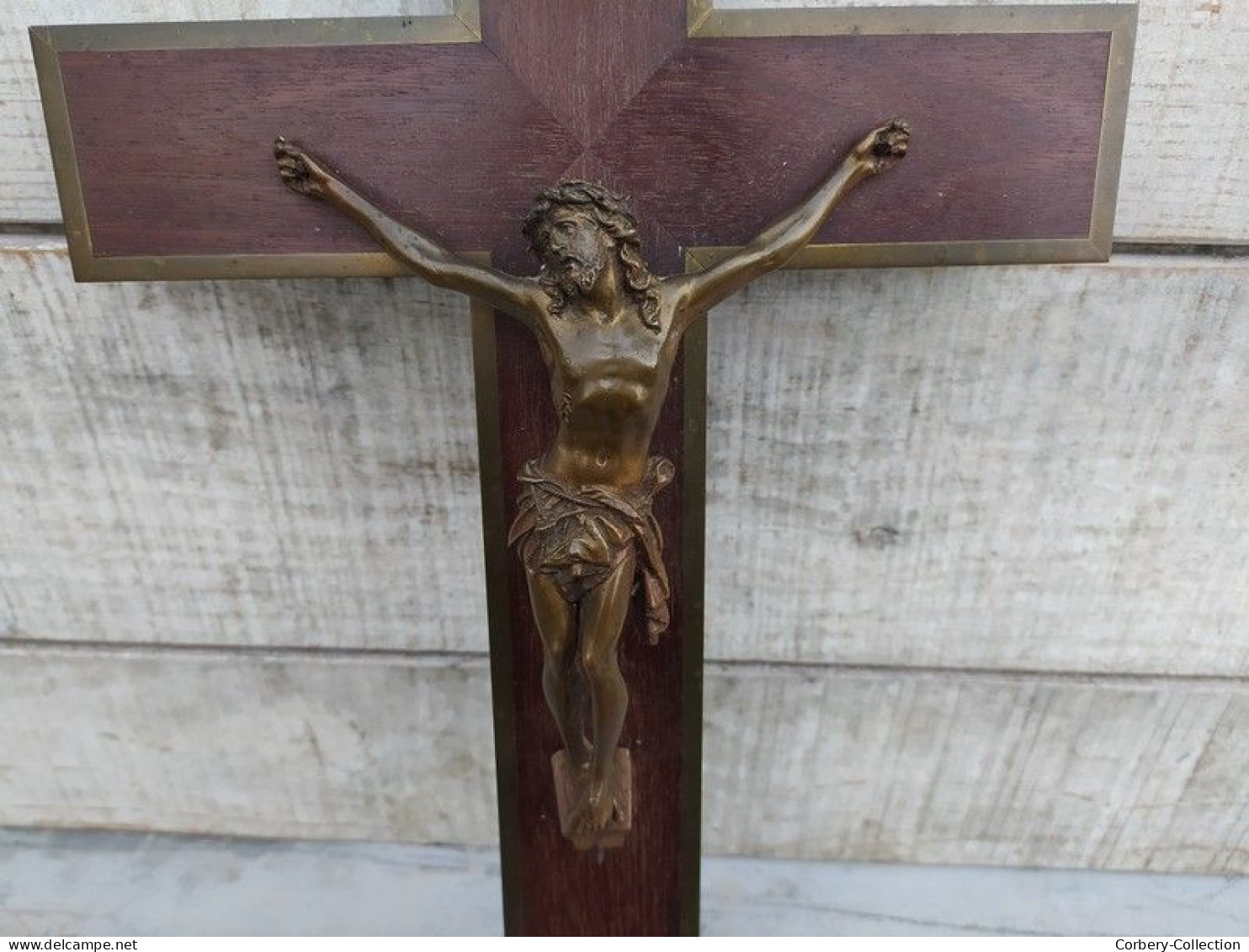Grand Crucifix Acajou Christ Métal Patine Bronze Signé Hardy - Religious Art
