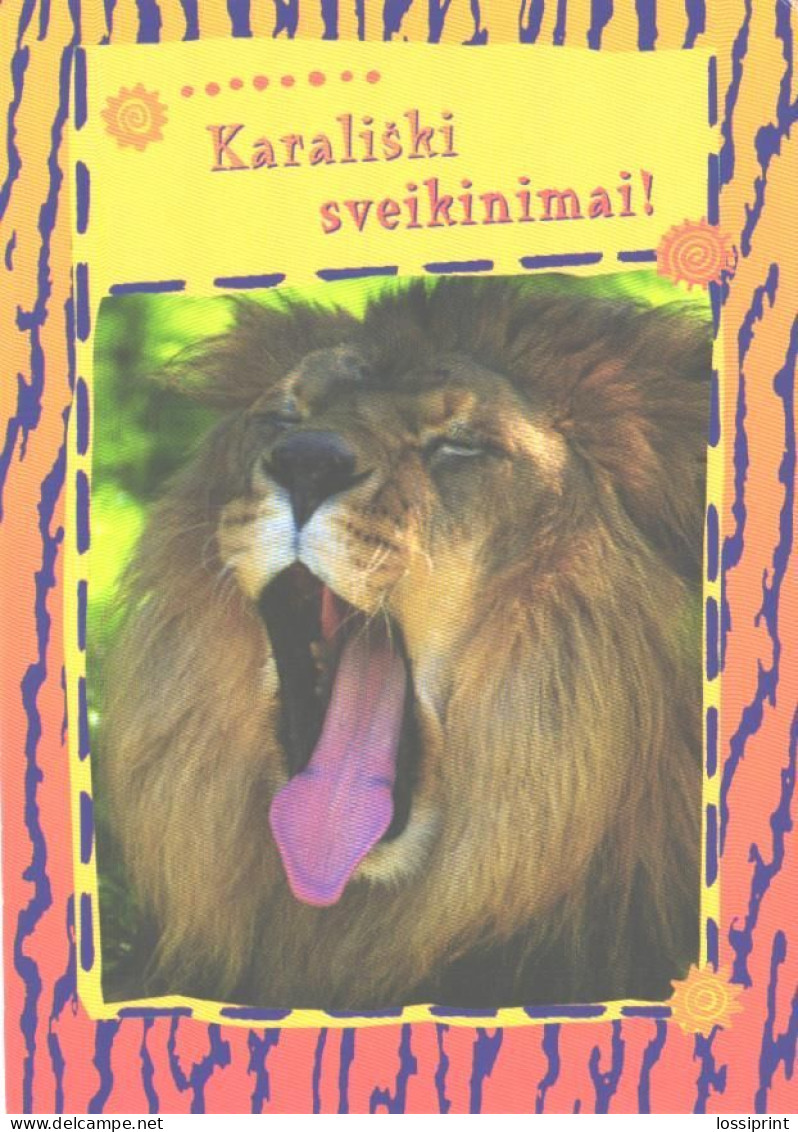 Yawning Lion - Lions