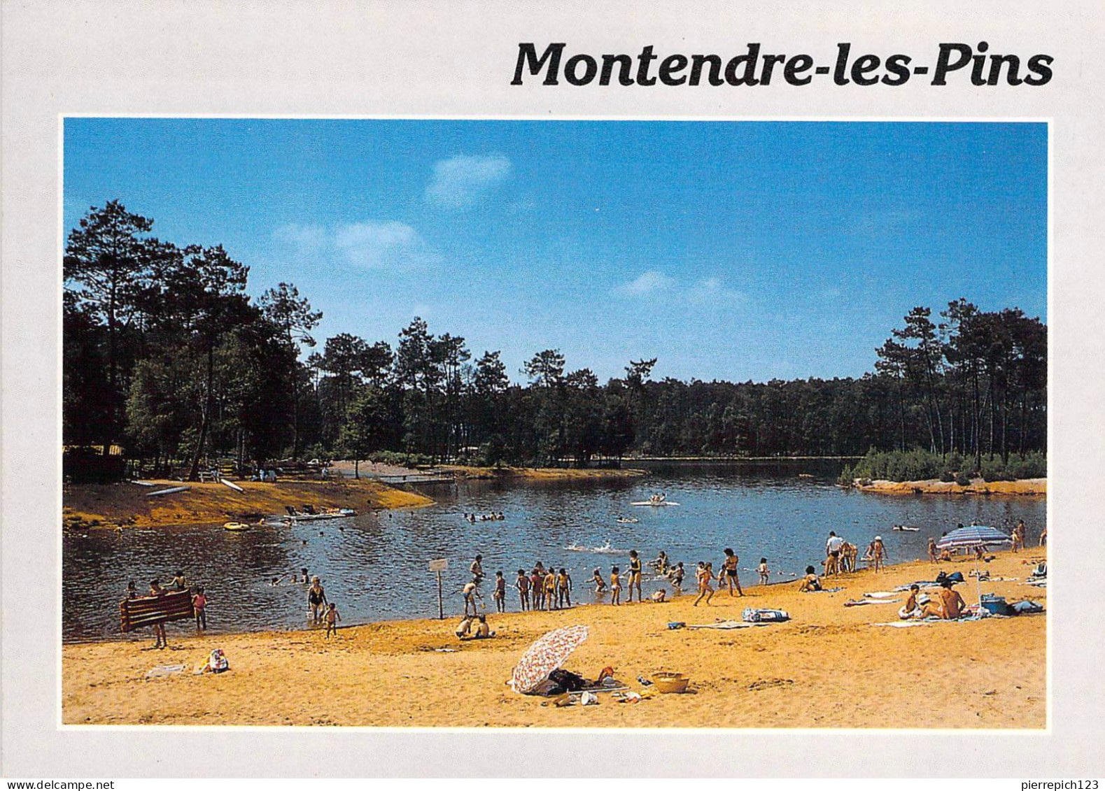 17 - Montendre Les Pins - La Plage Sur Le Lac Baron D'Esqueyroux - Montendre