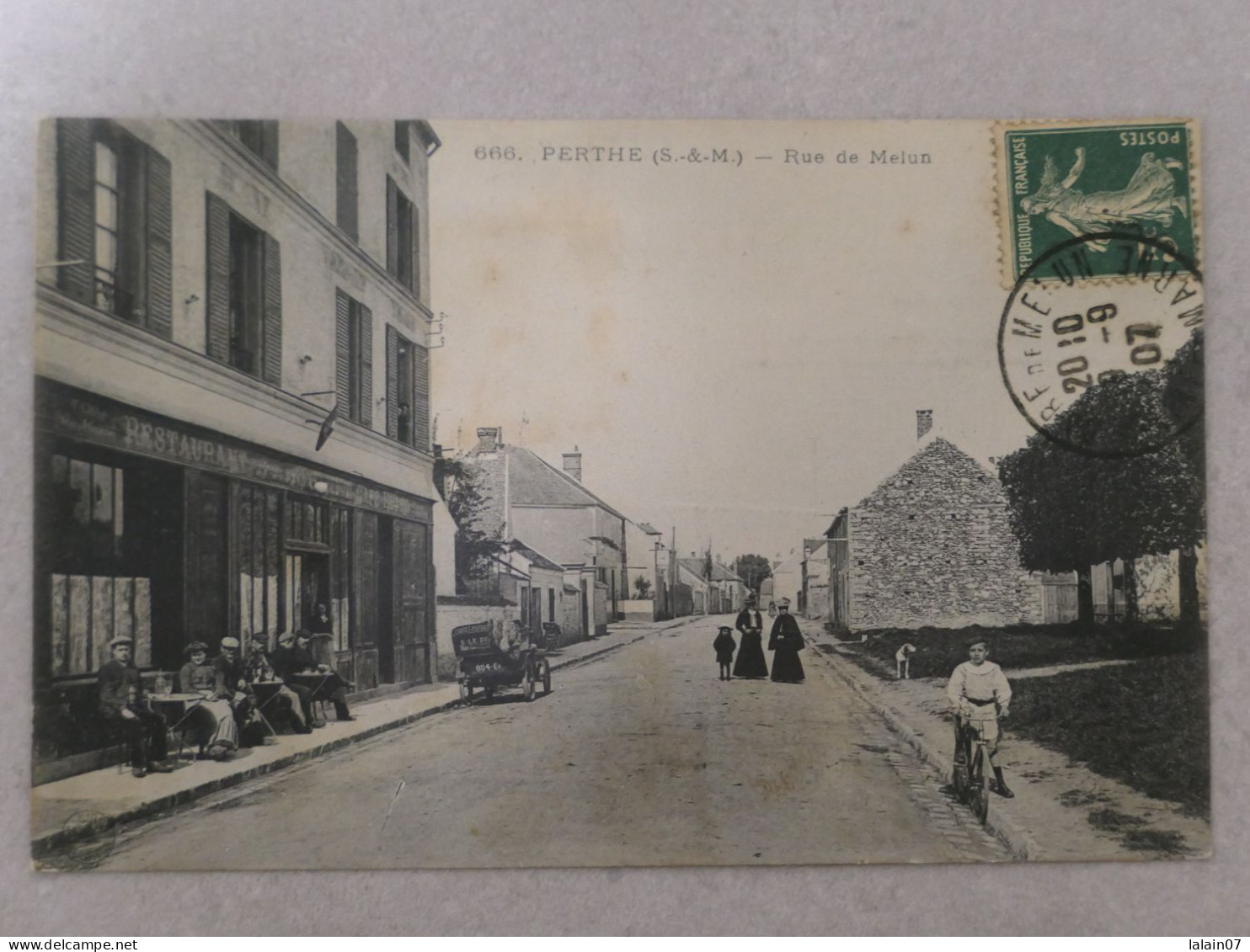 C. P. A. : 77 : PERTHES : PERTHE : Rue De Melun, Restaurant, Animé, Timbre En 1907 - Perthes