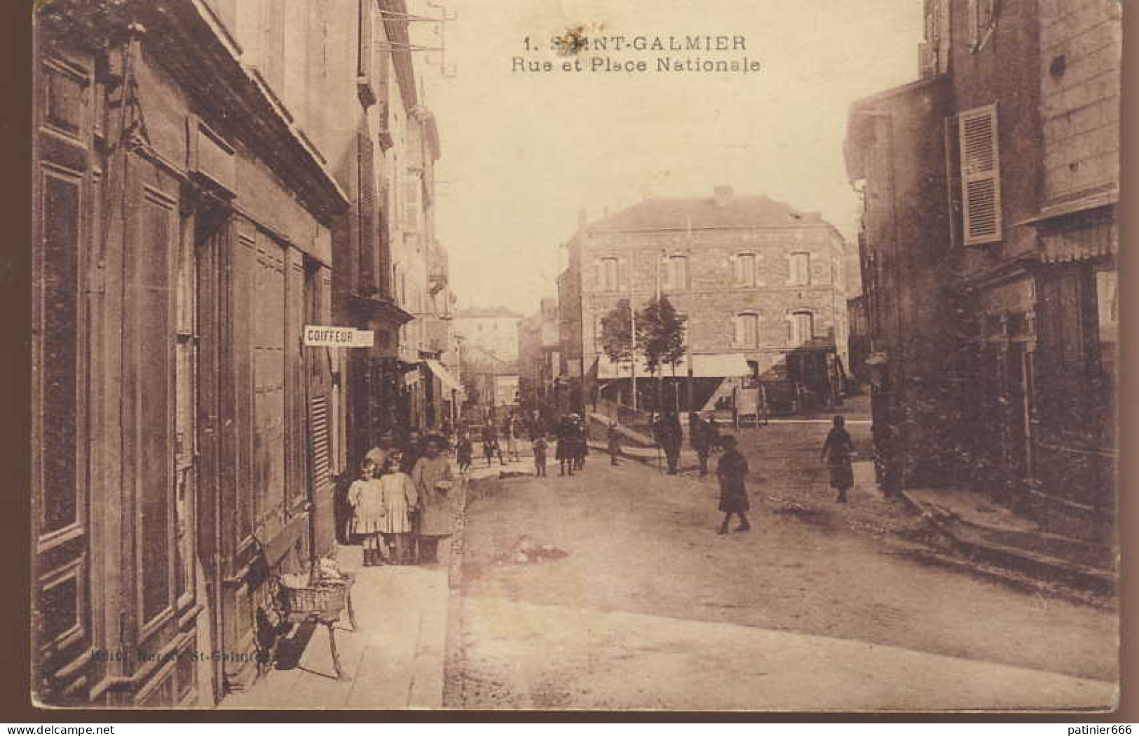 Saint Galmier Rue Et Place Nationale - La Pacaudiere