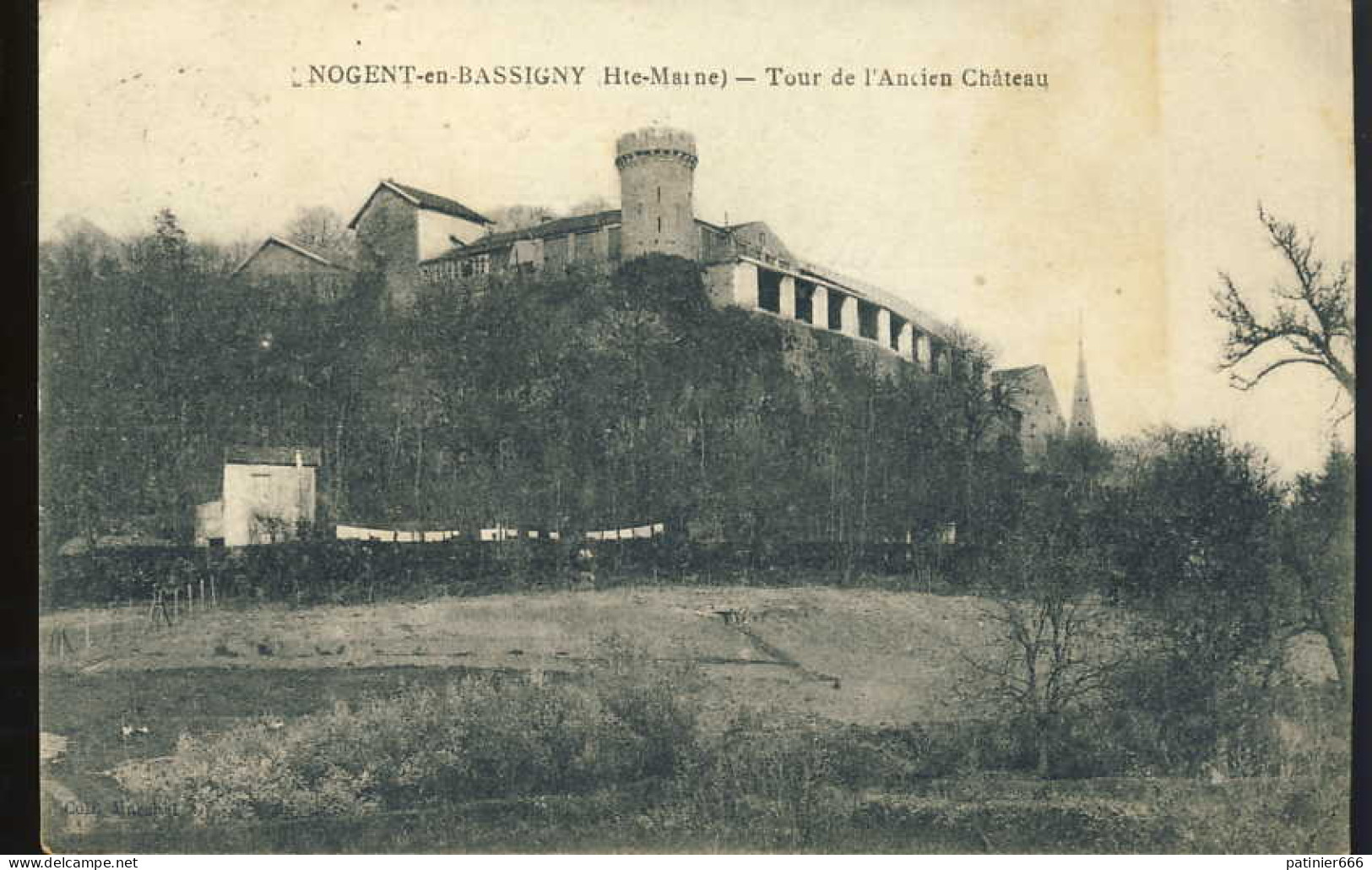 Nogent En Bassigny Tour De L'ancien Chateau - Nogent-en-Bassigny