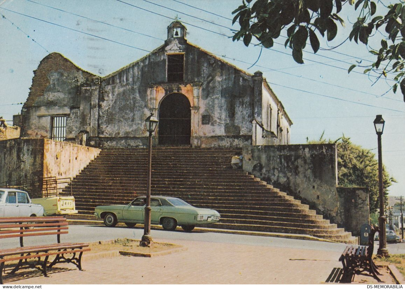 Puerto Rico - San German , Porta Coeli Spanish Curch , Old Cars 1977 - Puerto Rico