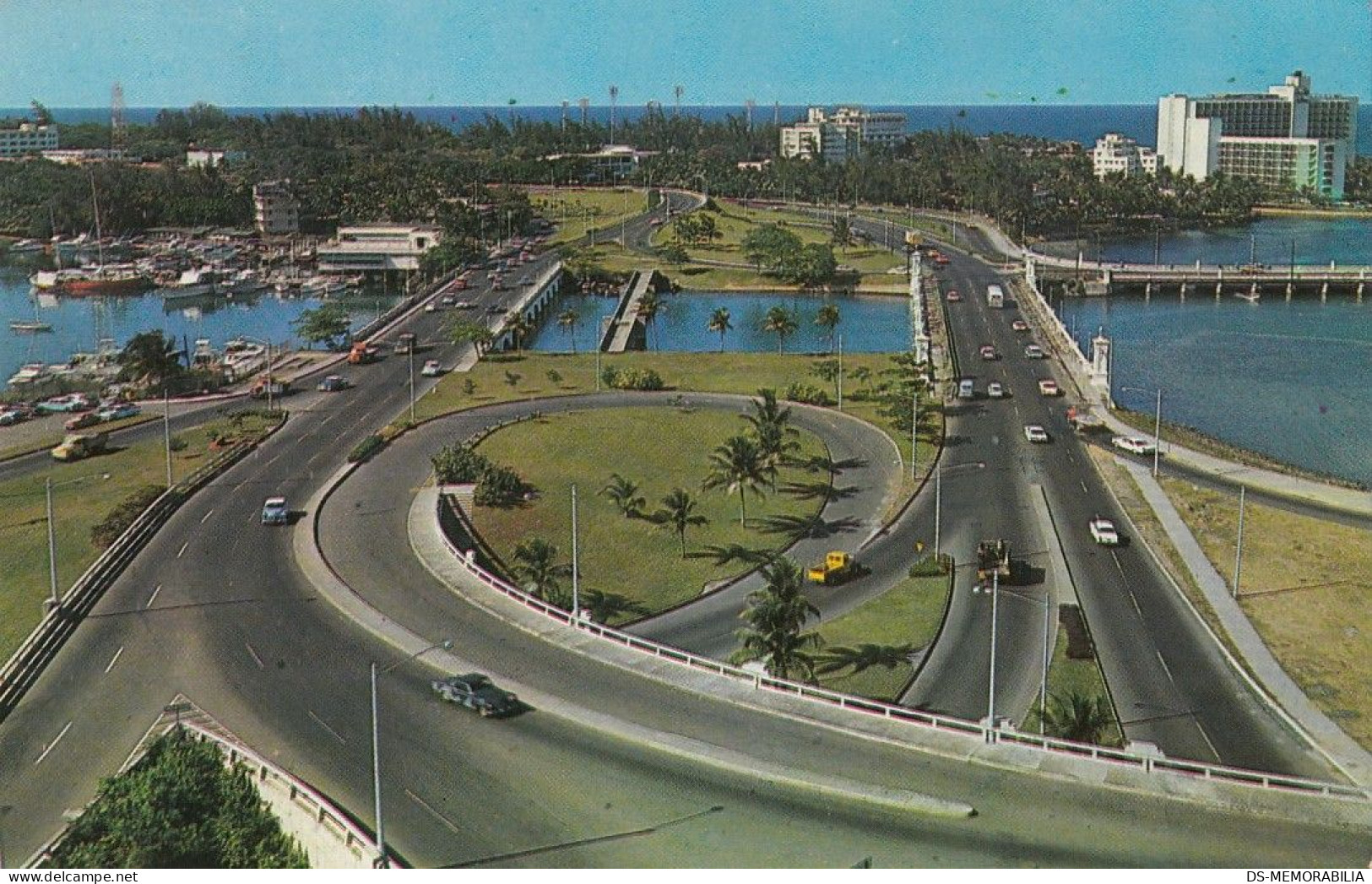 Puerto Rico Santurce - Traffic Circle Seen From Miramar Charter House Hotel 1967 - Puerto Rico