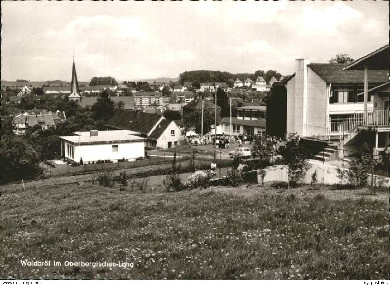 41289014 Waldbroel Teilansicht Waldbroel Kirche Waldbroel - Waldbroel