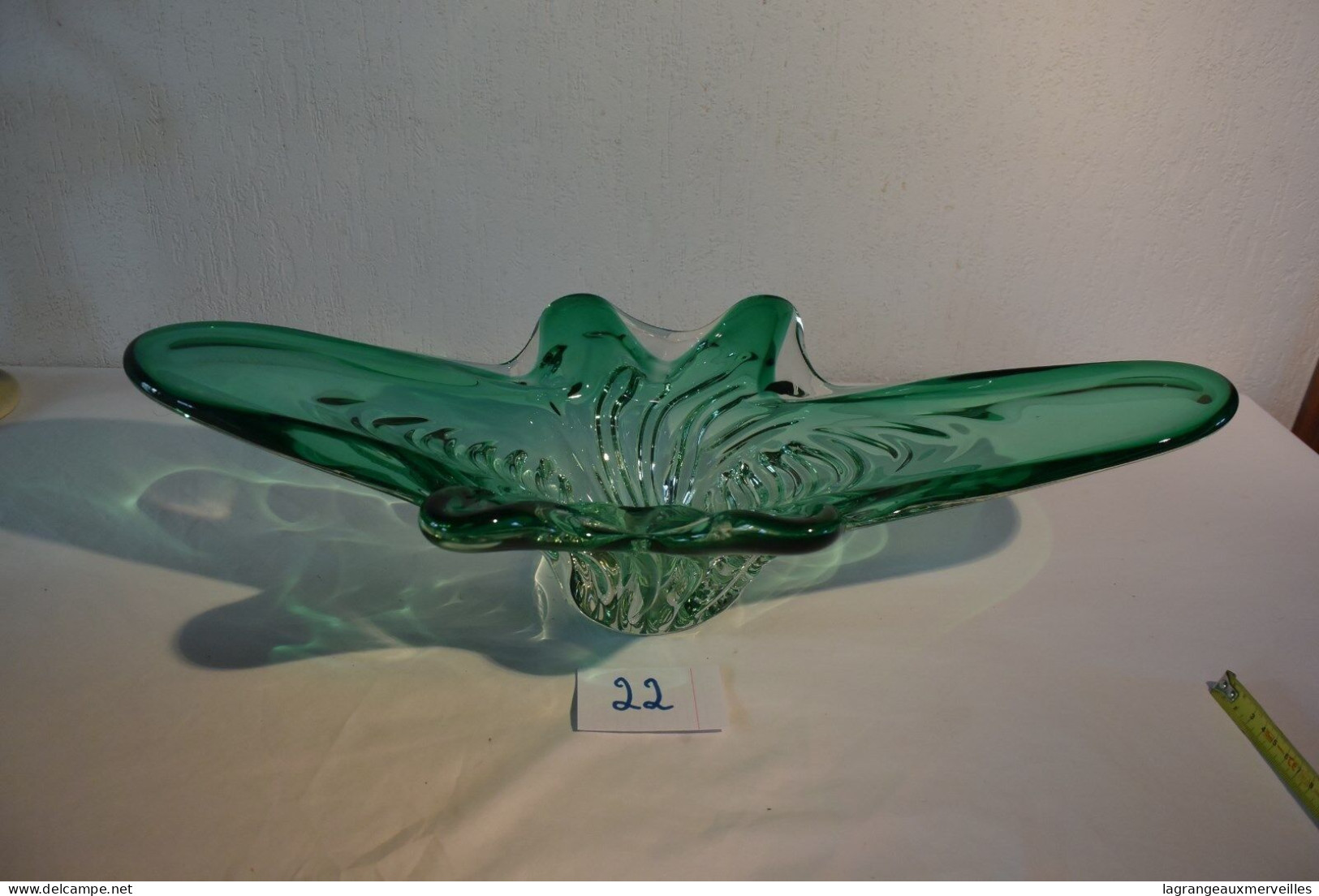 C22 Beau Plat Milieu De Table En Verre étiré De Couleur Verte - Glass & Crystal