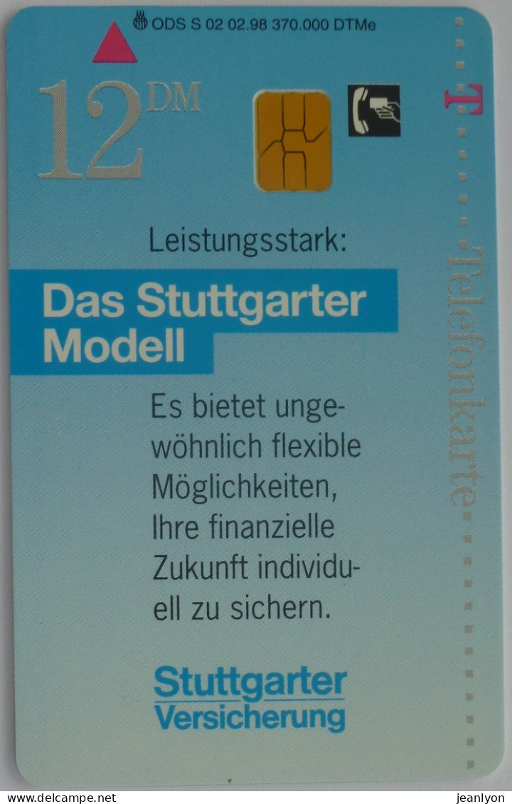 ELEPHANT - Porté Une Main Par Une Femme - STUTTGARTER Versicherung - Télécarte Allemande Utilisée - Autres & Non Classés