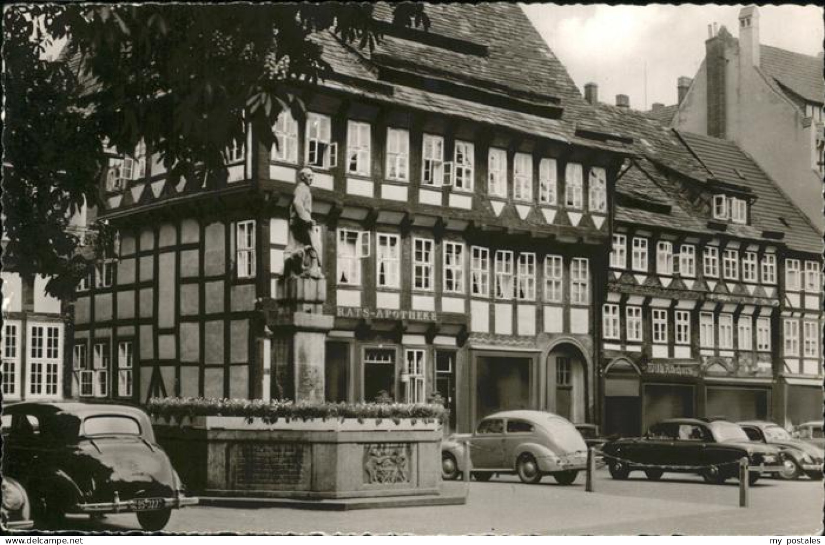 41286903 Einbeck Niedersachsen Fachwertk Marktplatz Autos Brunnen Einbeck - Einbeck