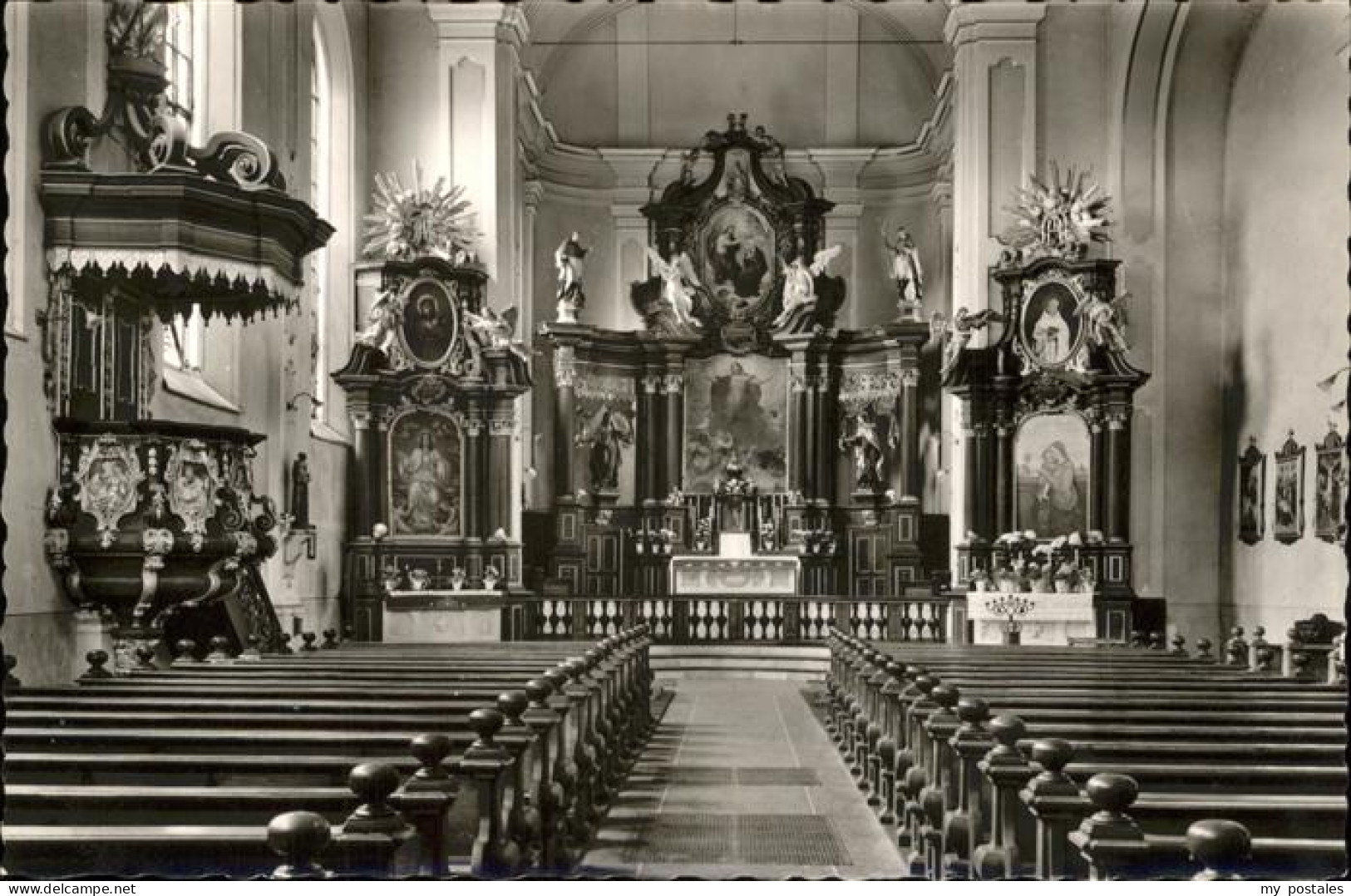 41282547 Hachenburg Westerwald Kath. Kirche Innenansicht Hachenburg - Hachenburg