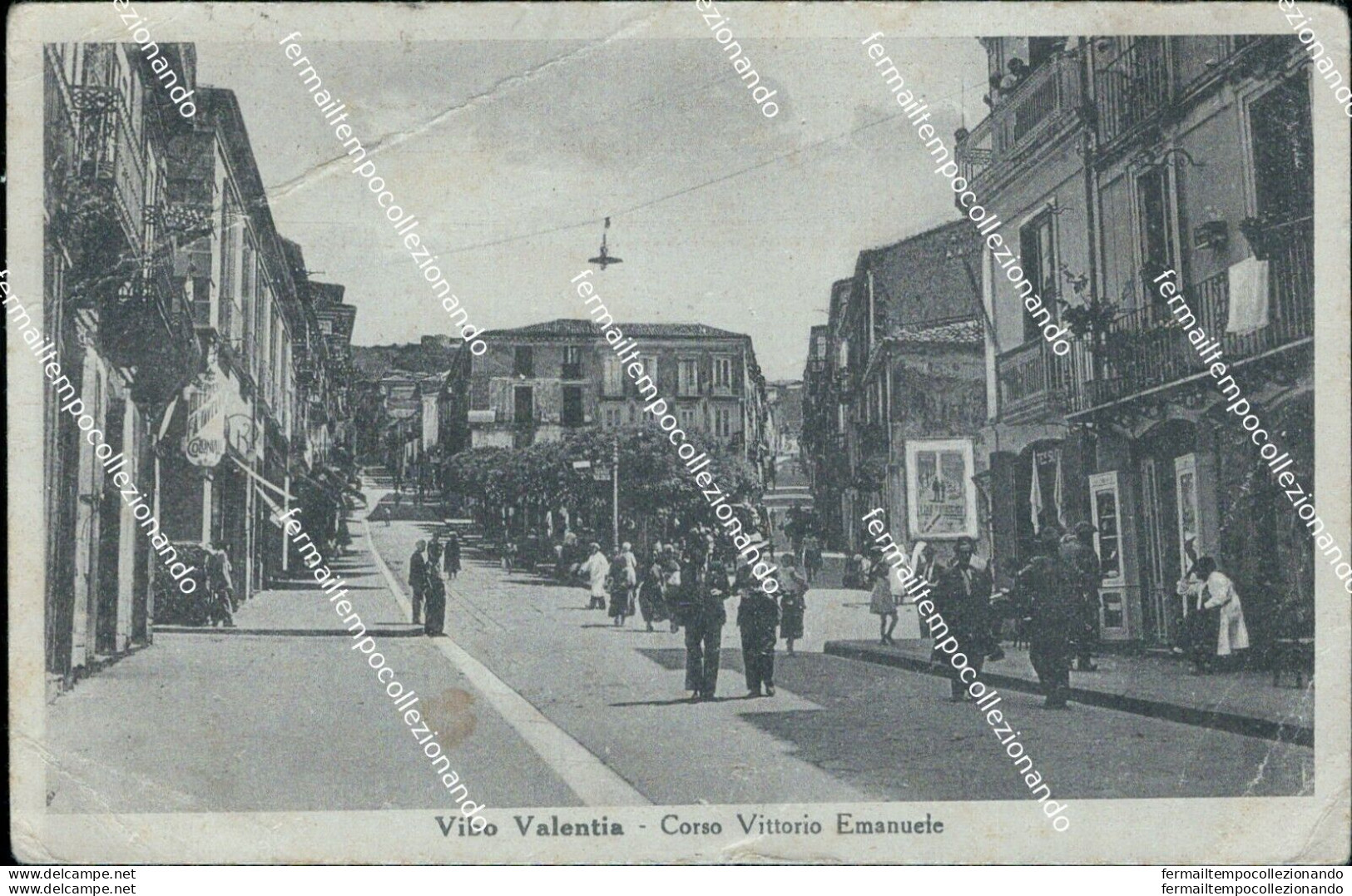 Ba169 Cartolina Vibo Valentia Corso Vittorio Emanuele Pieghe - Vibo Valentia