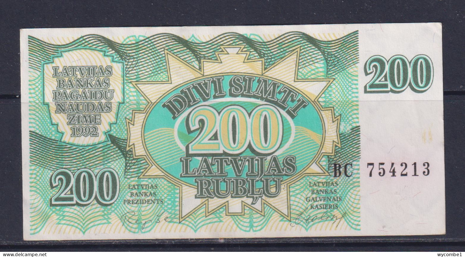 LATVIA - 1992 200 Rublis AUNC/XF Banknote - Letland