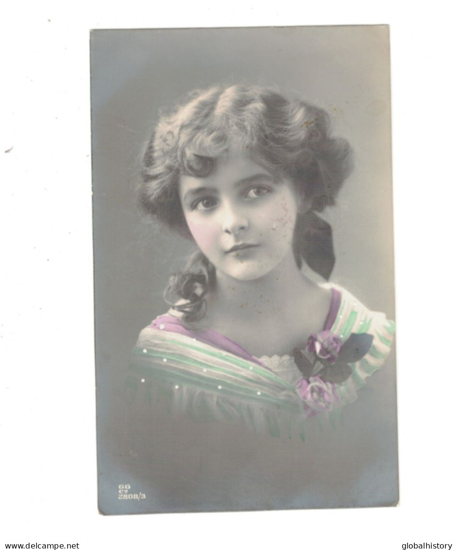 XB1181  JEUNE FILLE, ENFANT, GIRL FAMOUS CHILD MODEL KATHERINE ASHTON RPPC SEC. CONDITION - Ritratti