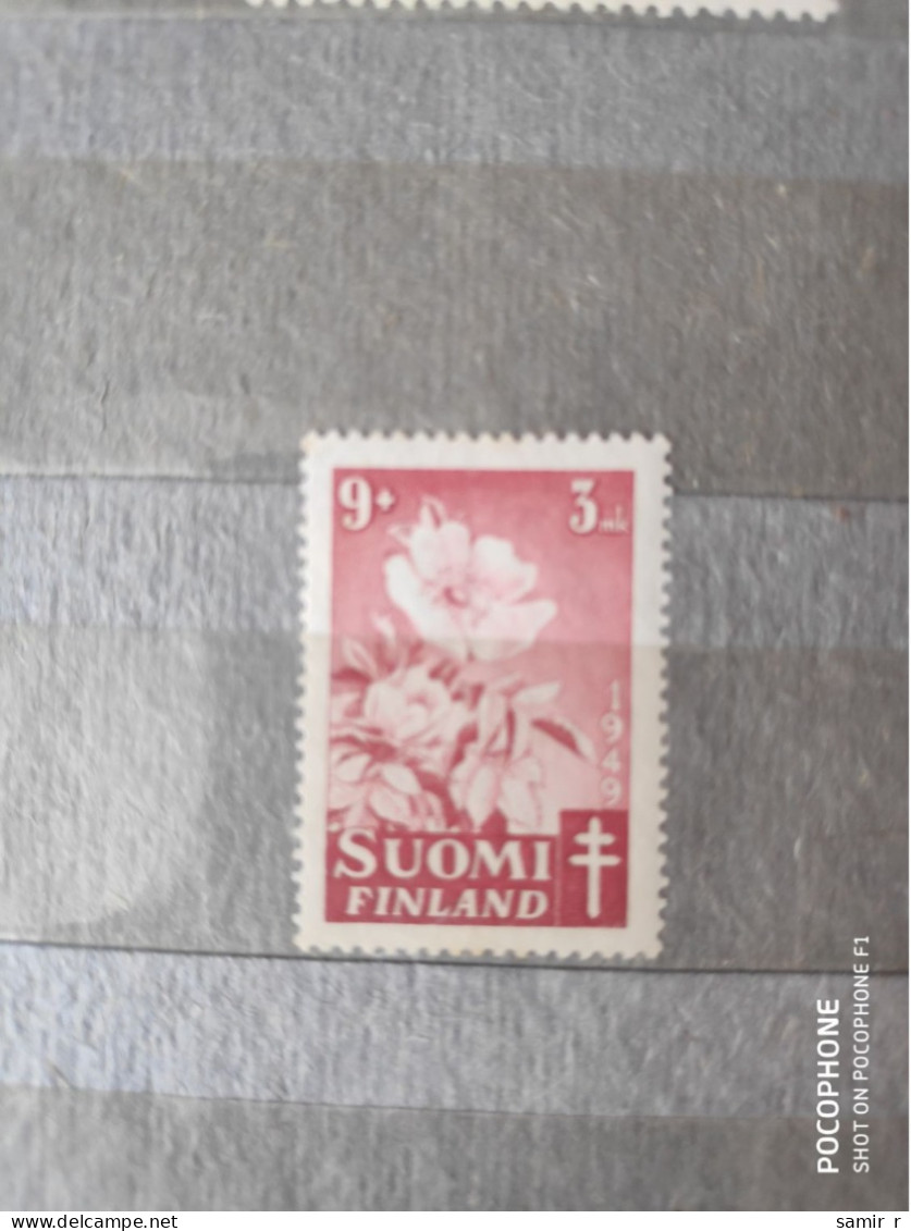 1949  Finland Roses   (F81) - Unused Stamps