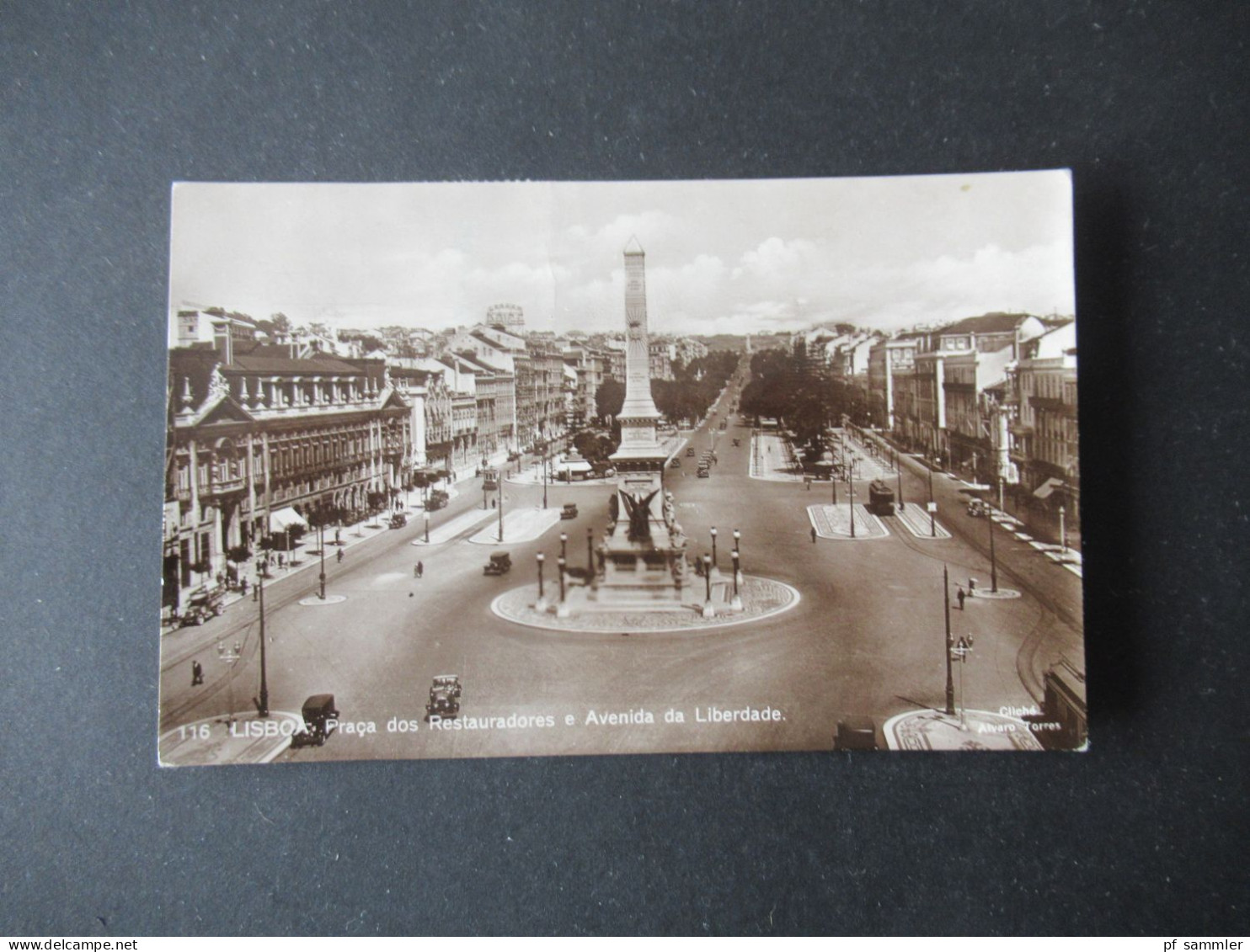 Portugal 1925 Echtfoto AK Lisboa Praca Dor Restauradores E Avenida Da Liberdade Frankiert Mit Mi.Nr.354 (1), Nr.360 (2) - Cartas & Documentos