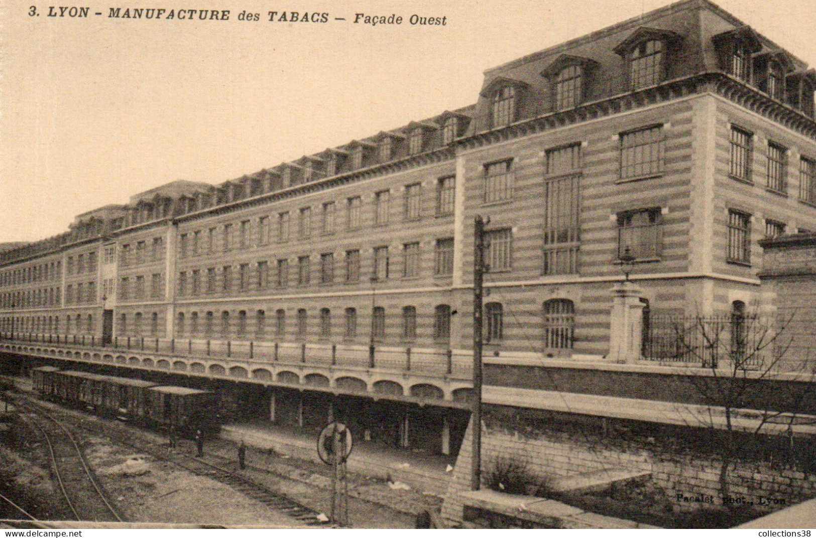 Lyon - Manufacture Des Tabacs - Façade Ouest - Lyon 8