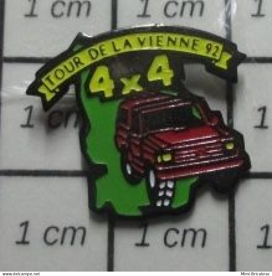 615D Pin's Pins / Beau Et Rare / AUTOMOBILES / TOUR DE LA VIENNE 4x4 1992 - Rally