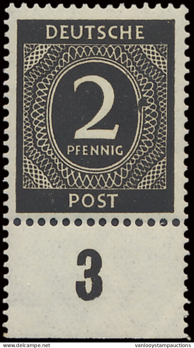 ** N° 912-V (Mi.) 1946 - 2pf. Met Variëteit Grote Zwarte Vlek Op Rand Cirkel, Zm - Autres & Non Classés
