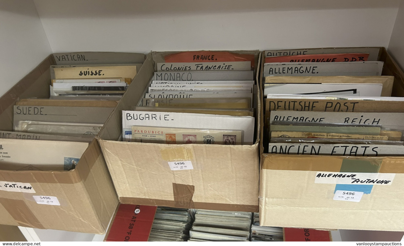 Wereld Klassement Brieven, Landen Van A...Z, Interessant Geheel Voor Wederverkoop,+1.500 Stuks (in 5 Kartons) - Collections (without Album)