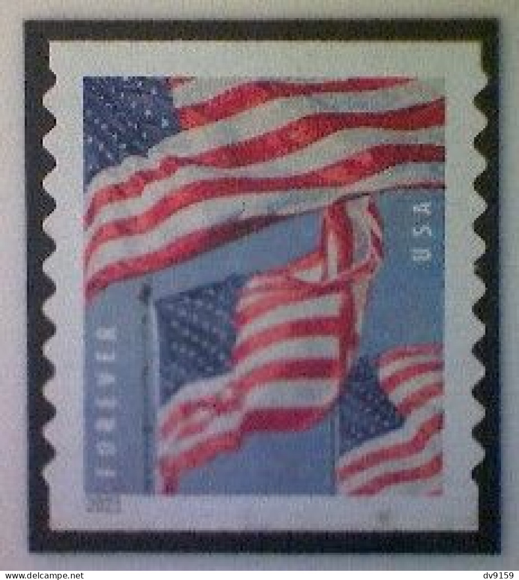 United States, Scott #5657, Used(o), 2022, Three Flags Definitive, (58¢), Red, White, And Dark And Light Blue - Gebraucht