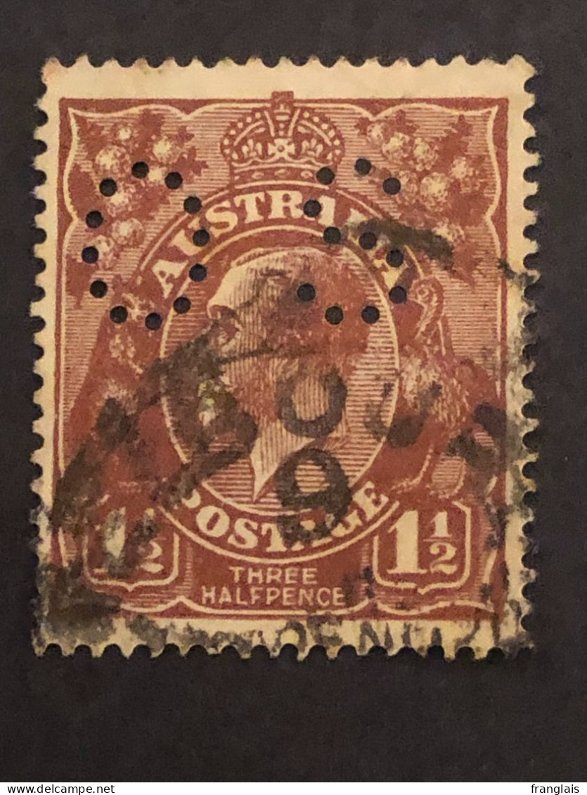 O69 1½d Red Brown With OS Puncture - Oblitérés