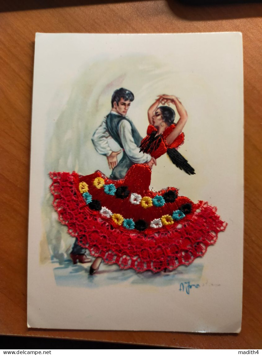 Carte Postale Brodée Danseurs Espagne Made In Spain - Collezioni E Lotti