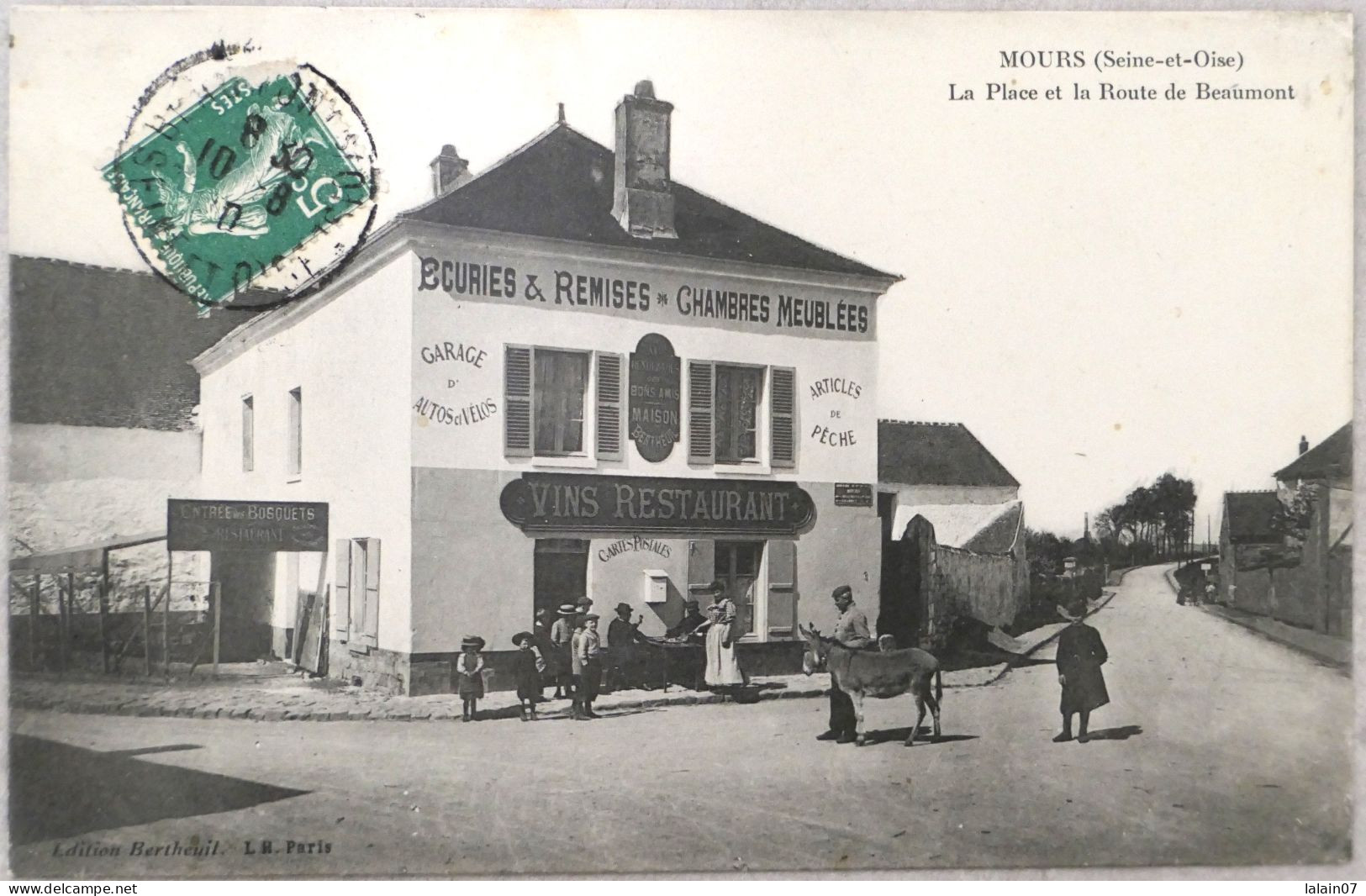 C. P. A. : 95 : MOURS : La Place Et La Route De Beaumont, Restaurant "Au Rendez Vous Des Bons Amis", Animé, Timbre 1910 - Mours